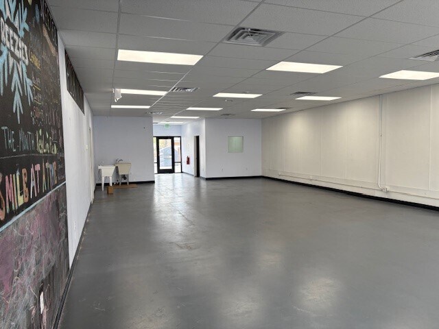 More Photos Of 1059 North Ave, Grand Junction Freestanding For Lease