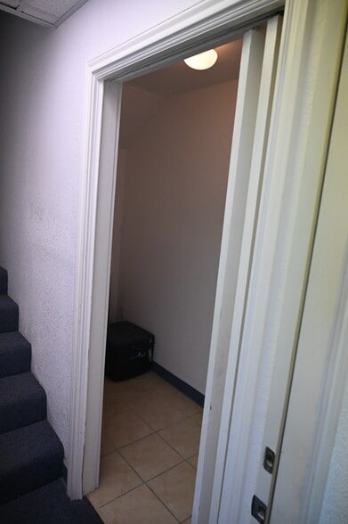 More Photos Of 6511 Stewart Rd, Galveston Office For Lease