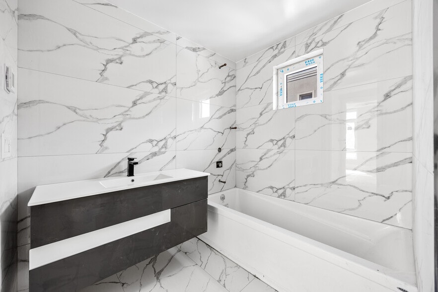 More Photos Of 31 Brighton 2nd Pl, Brooklyn Apartments For Sale