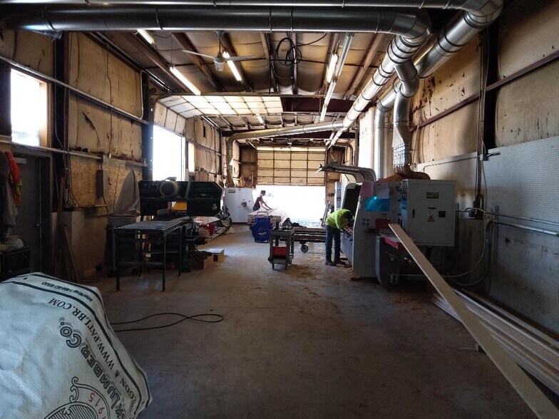 More Photos Of 5283-5285 Adams St, Denver Warehouse For Sale