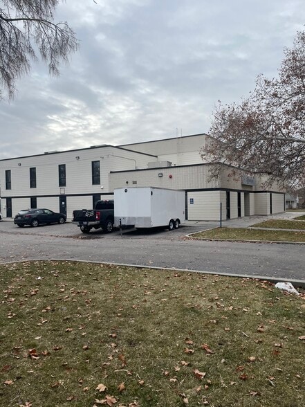 More Photos Of 567 W 300 N, Salt Lake City Light Distribution For Sale