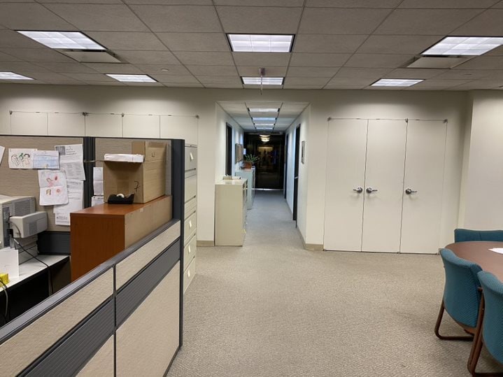 More Photos Of 633 Third Ave, New York Office For Sale