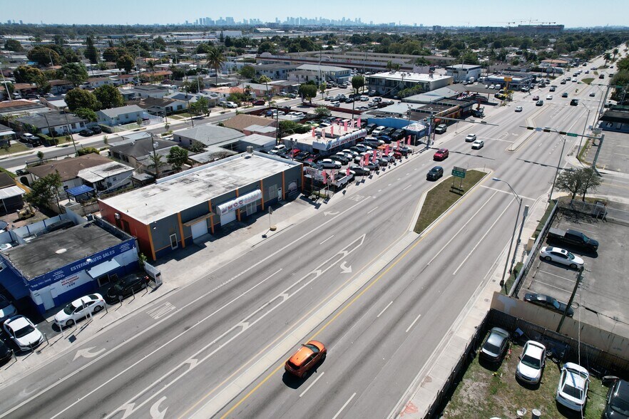 More Photos Of 4255 E 8th Ave, Hialeah Auto Repair For Lease