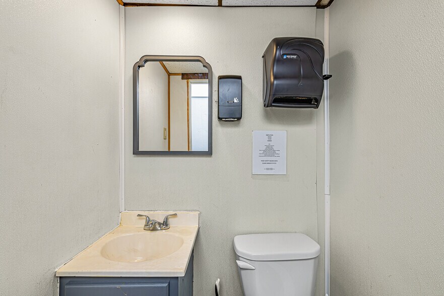 More Photos Of 116 S Walnut St, Ligonier Township Specialty For Sale