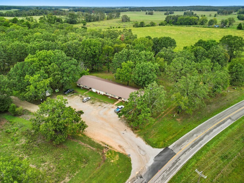 More Photos Of 23195 Shannon Ln, Summersville Apartments For Sale