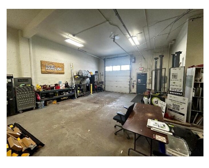 More Photos Of 10580 115th St NW, Edmonton Storefront For Sale