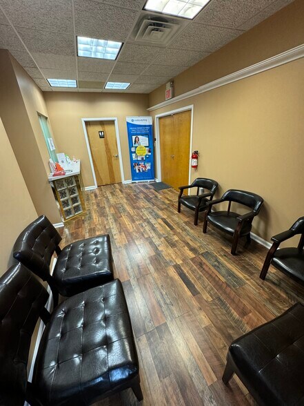 More Photos Of 2186 NJ-27, North Brunswick Medical For Lease