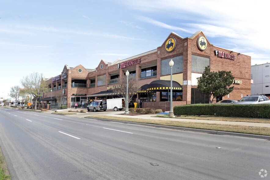More Photos Of 4140 Lemmon Ave, Dallas General Retail For Lease