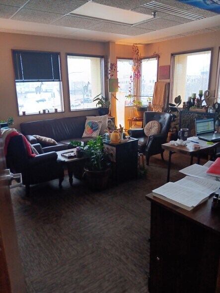 More Photos Of 300 3rd Ave SE, Rochester Medical For Sale