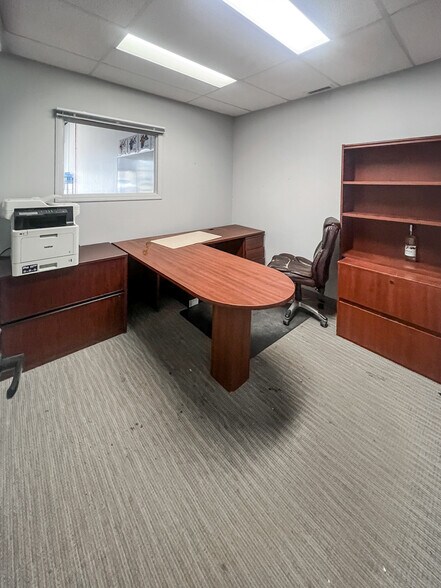 More Photos Of 82 Boulder Blvd, Stony Plain Storefront Retail Office For Lease