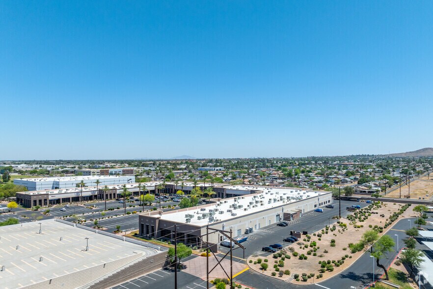More Photos Of 4675 E Cotton Commerce Blvd, Phoenix Light Distribution For Lease