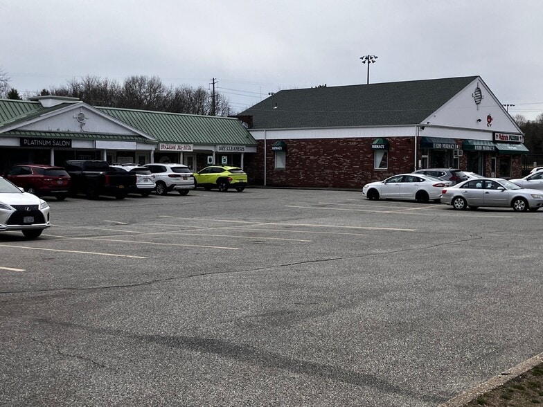 More Photos Of 56-68 Echo Ave, Miller Place Unknown For Lease