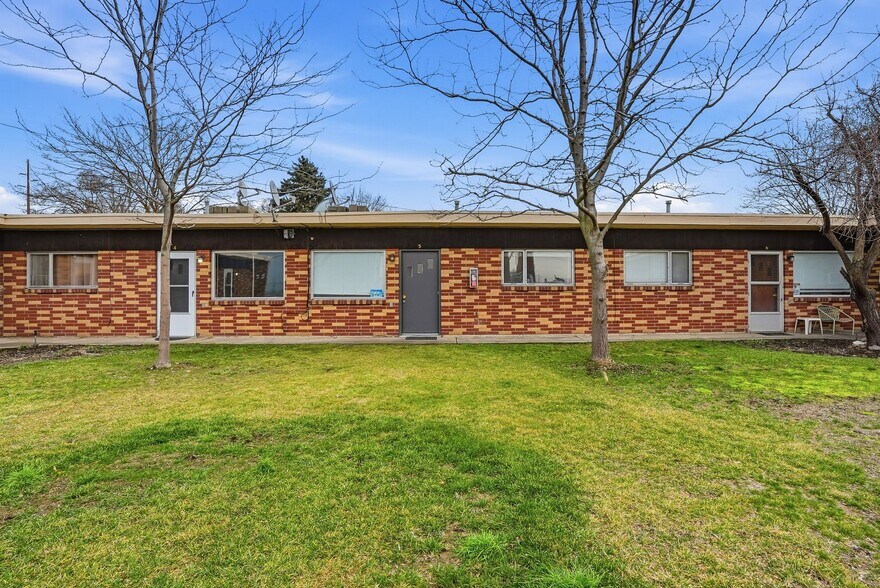 More Photos Of 2012 N Park Rd, Spokane Apartments For Sale