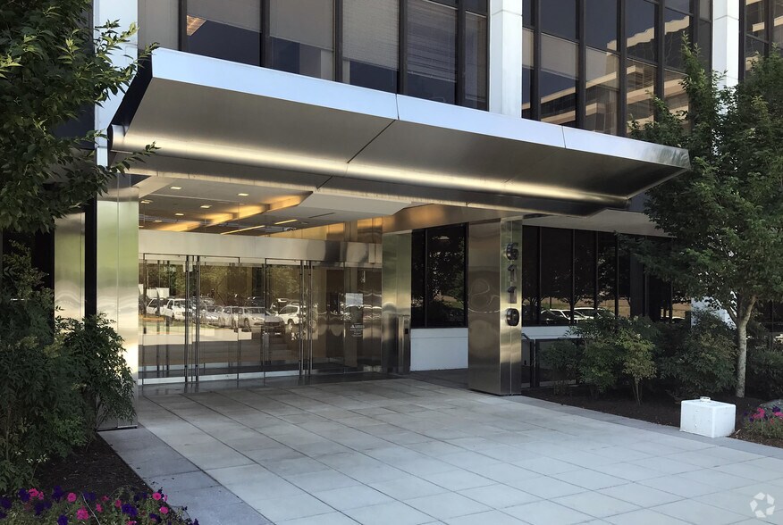 More Photos Of 6110 Executive Blvd, Rockville Office For Lease