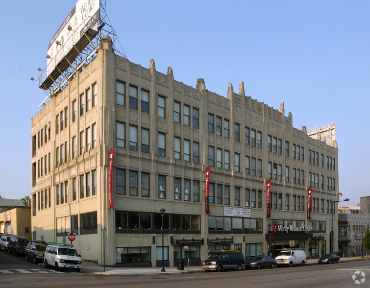 More Photos Of 6800-6816 West Chester Pike, Upper Darby Office For Lease