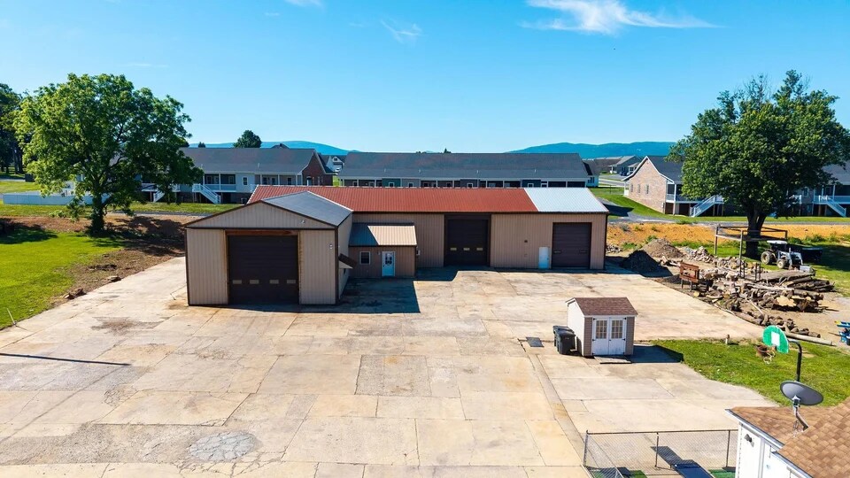 More Photos Of 3231 Stuarts Draft Hwy, Stuarts Draft Warehouse For Sale