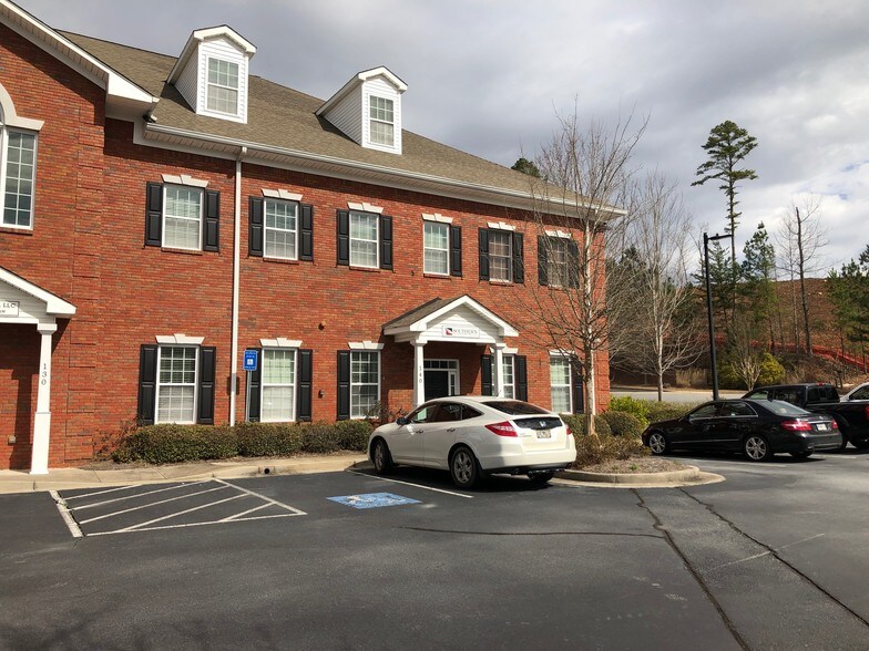More Photos Of 700 Churchill Ct, Woodstock Office For Lease