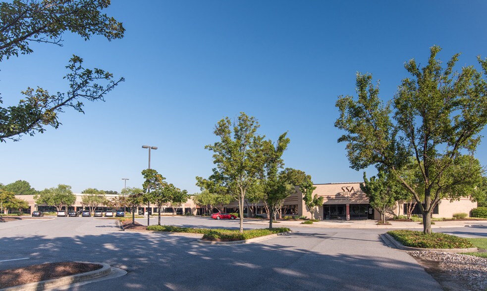 More Photos Of 910 Cromwell Park Dr, Glen Burnie Unknown For Lease