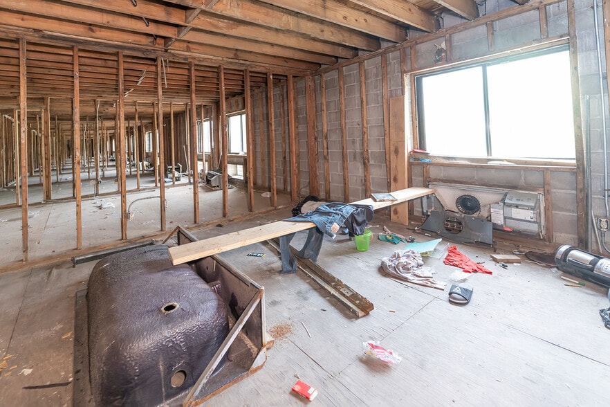 More Photos Of 6020 Shelby Oaks Dr, Memphis Hotel For Sale