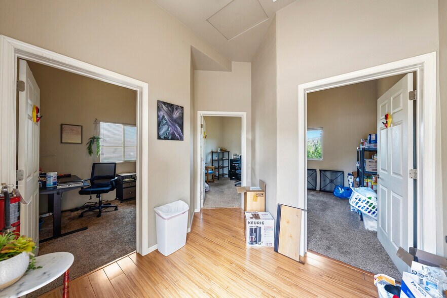 More Photos Of 143 S Main St, Phoenix Office For Sale