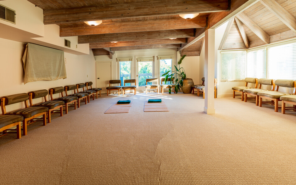 More Photos Of 900 Bridgeway, Sausalito Medical For Sale