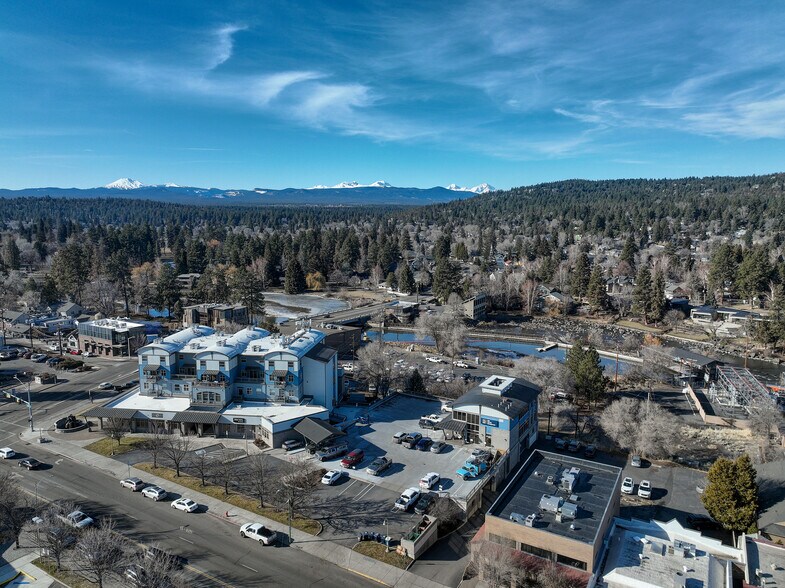 More Photos Of 1133 NW Wall St, Bend Apartments For Lease