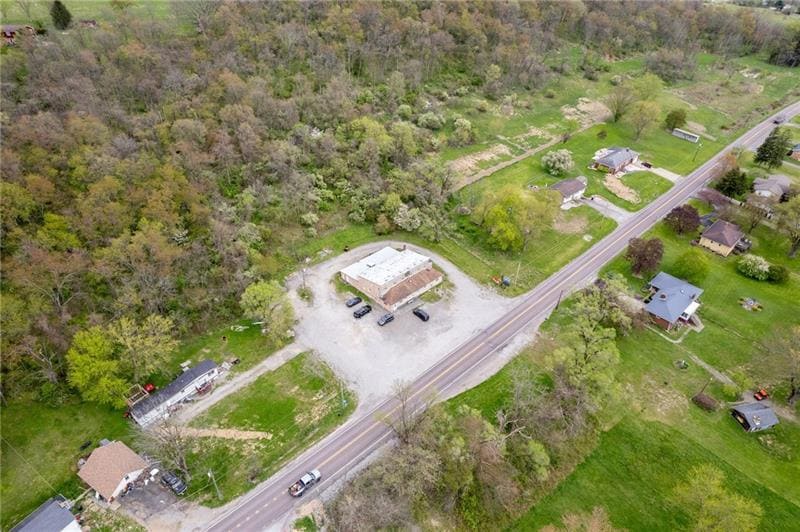 More Photos Of 2029 PA-981, New Alexandria Hotel For Sale