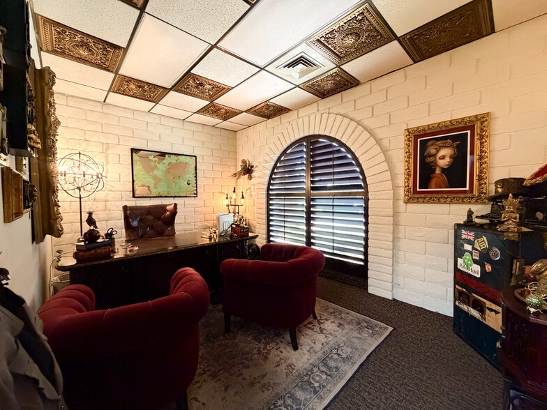 More Photos Of 601 S Rancho Dr, Las Vegas Medical For Sale