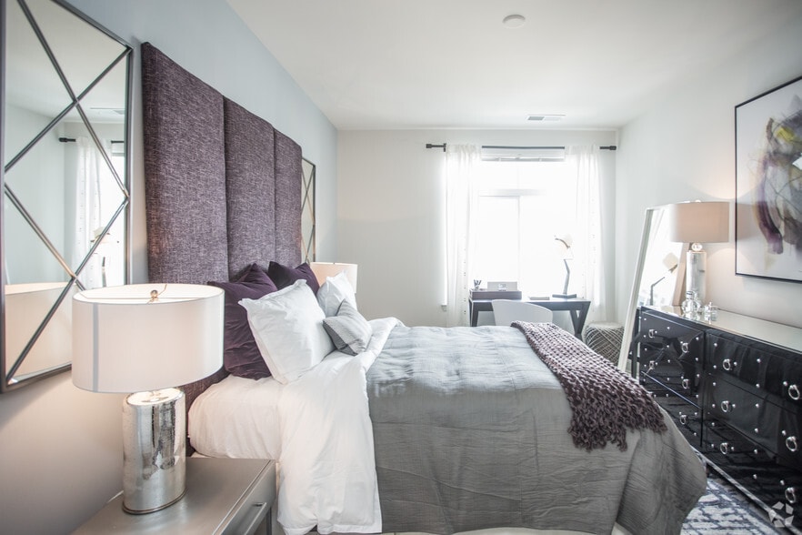 More Photos Of 8010 Gramercy Blvd, Rockville Apartments For Lease
