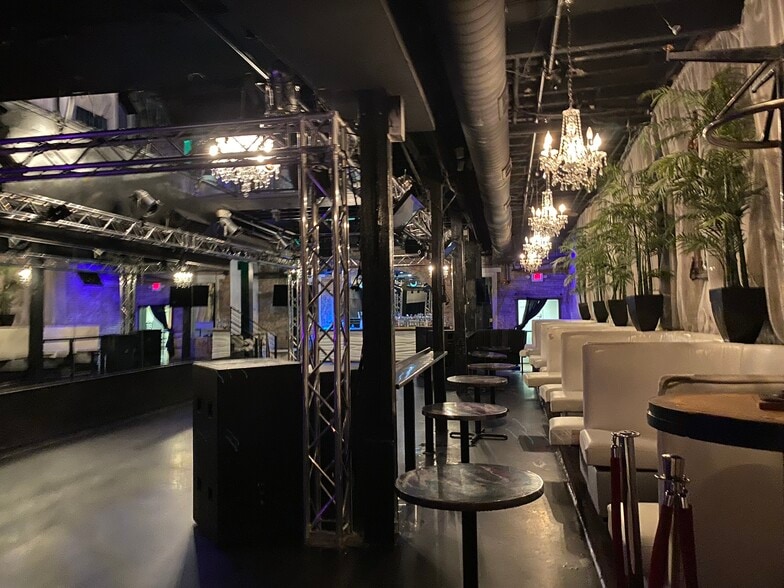 More Photos Of 311 S Patton Ave, Springfield Storefront For Sale