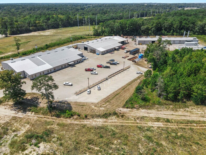 More Photos Of 13391 E Fm 1097 Rd, Willis Manufacturing For Sale