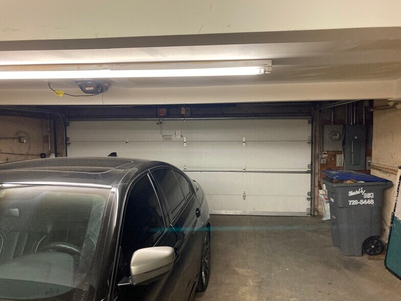 More Photos Of 309 W Superior St, Duluth Storefront For Sale