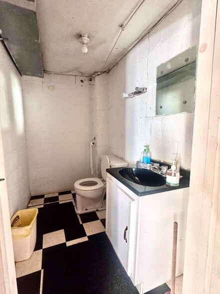 More Photos Of 105 Smith St, Beckley Religious Facility For Sale