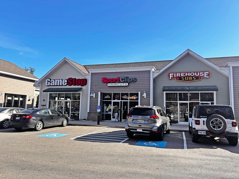 Primary Photo Of 574 Alfred St, Biddeford Unknown For Lease