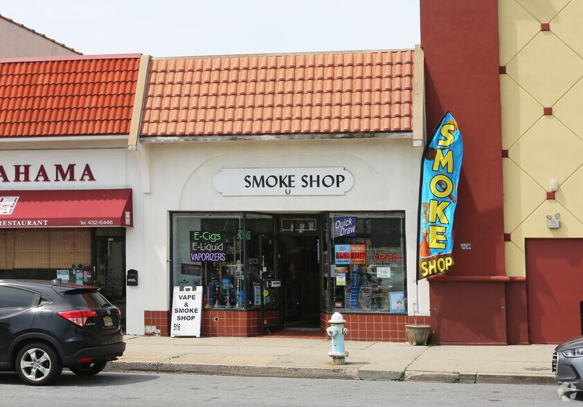 Primary Photo Of 171 E Park Ave, Long Beach Storefront For Lease