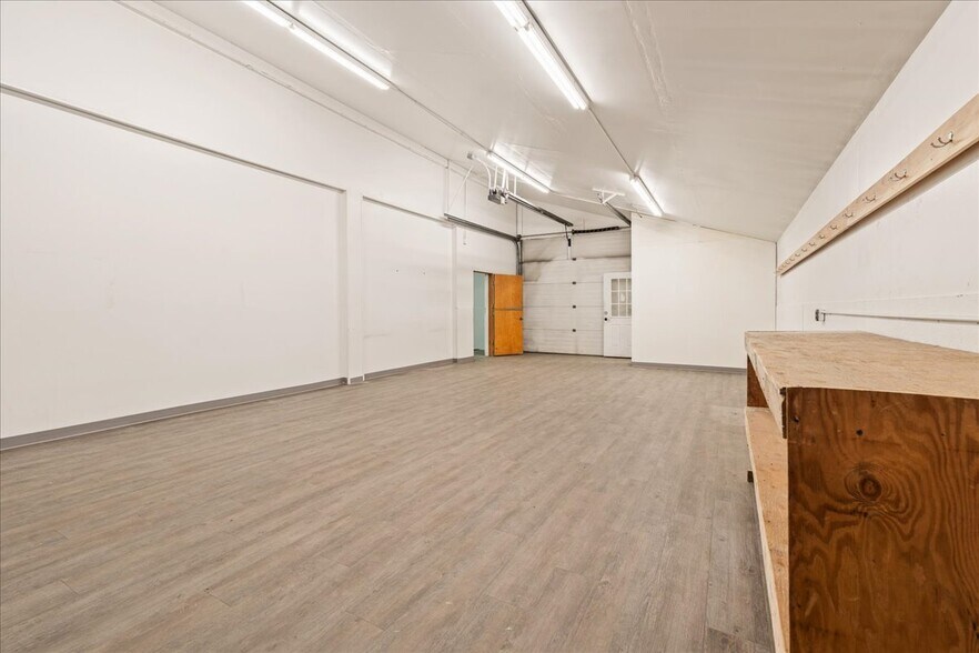 More Photos Of 1995 Badger Rd, North Pole Industrial For Lease