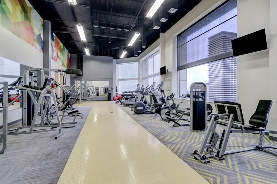 More Photos Of 1301 Fannin St, Houston Office For Lease