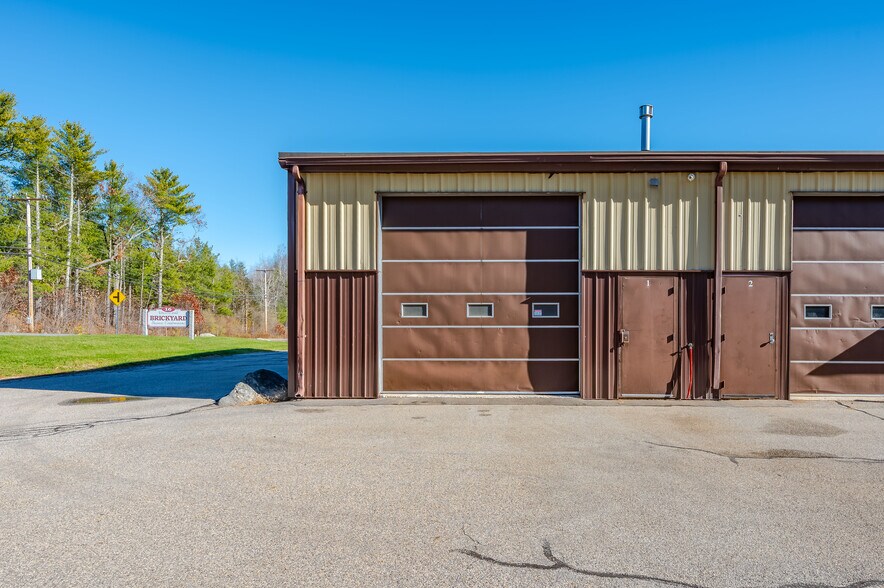 More Photos Of 16 Kingston Rd, Exeter Light Manufacturing For Sale