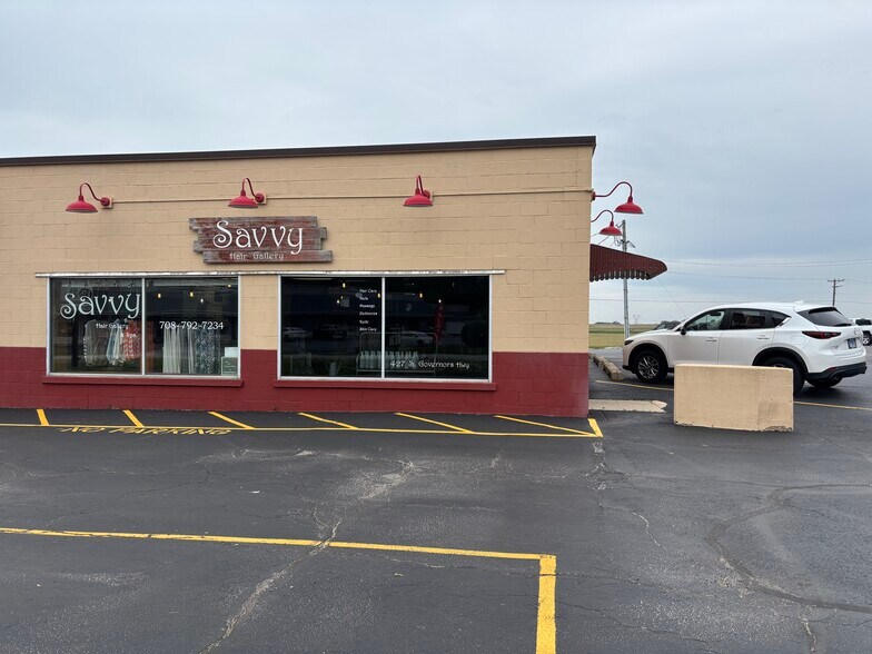 Primary Photo Of 423-427 S Governors Hwy, Peotone General Retail For Lease