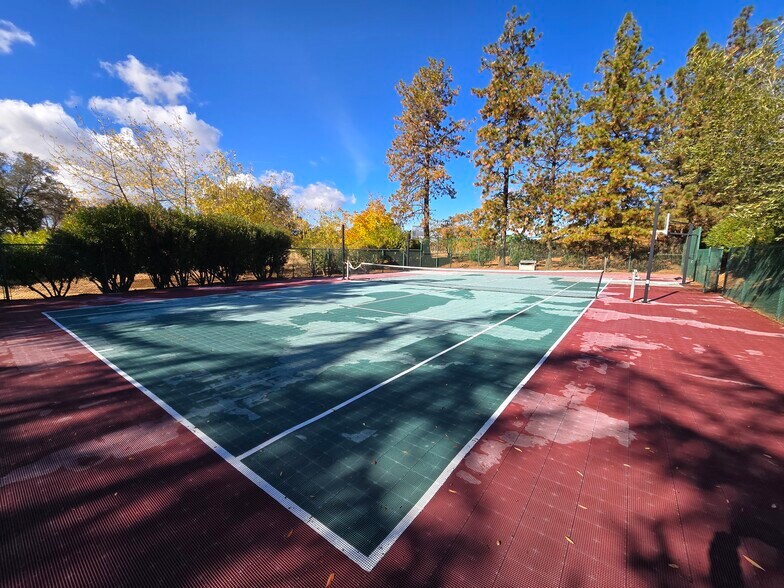 More Photos Of 20680 Shenandoah School Rd, Plymouth Winery Vineyard For Sale