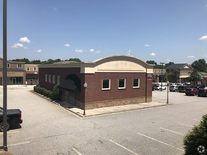 More Photos Of 427 Loganville Hwy, Winder Freestanding For Sale