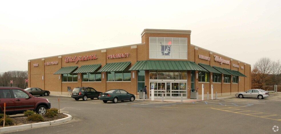 Primary Photo Of 800 River St, Haverhill Drugstore For Lease