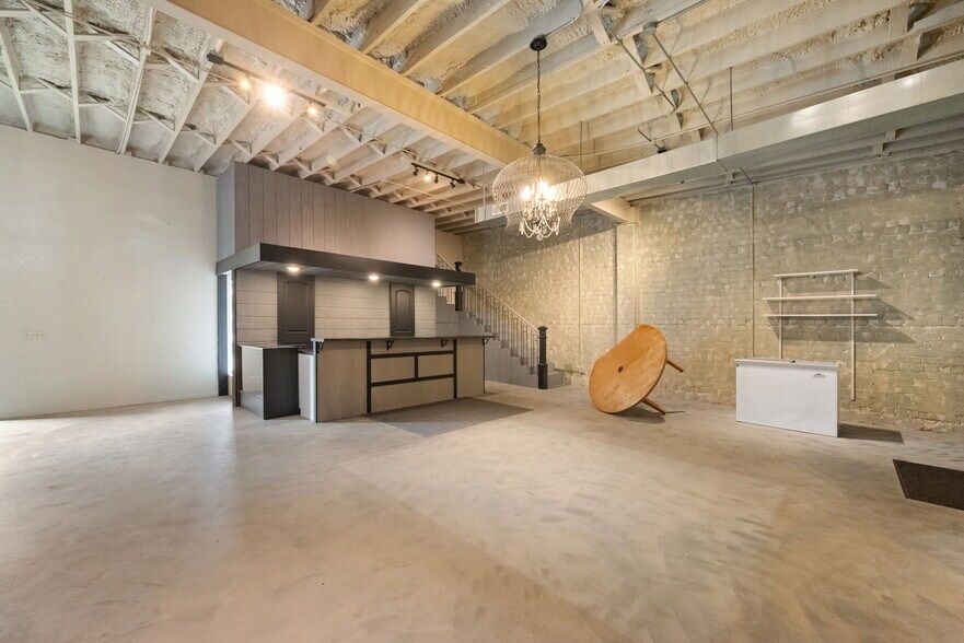 More Photos Of 116 W 3rd St, Brookston Storefront Retail Office For Sale