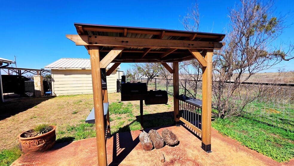 More Photos Of 4335 US-190, Rochelle Land For Sale