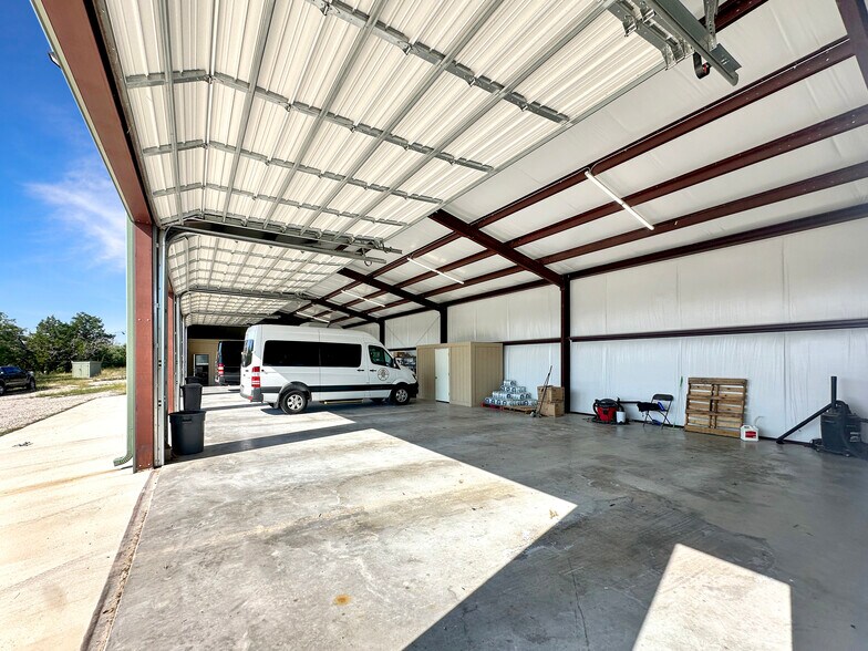 More Photos Of 37 Royal Oaks Loop, Fredericksburg Industrial For Sale