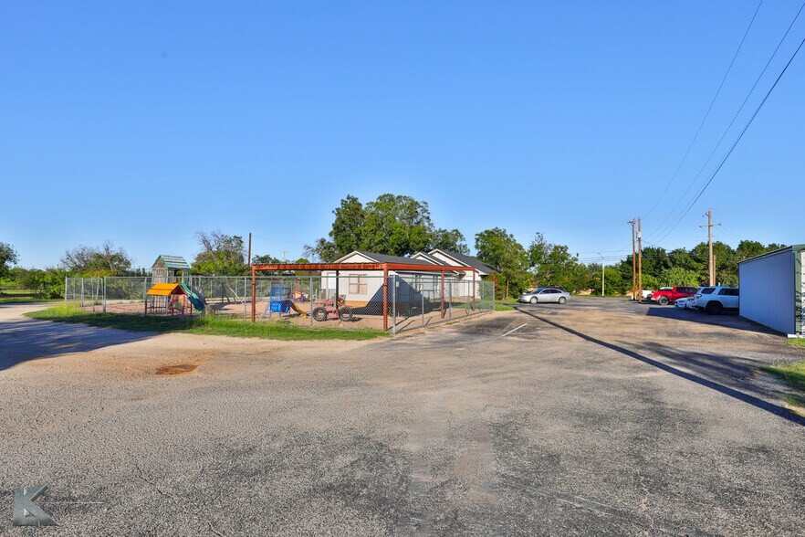 More Photos Of 6000 Buffalo Gap Rd, Abilene Daycare Center For Sale