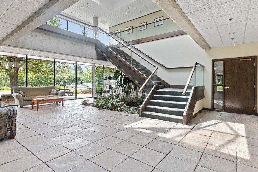 More Photos Of 603 March Rd, Ottawa Office For Lease