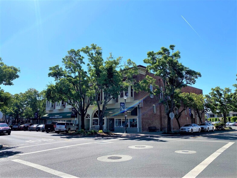 More Photos Of 400-412 Main St, Vacaville Storefront Retail Office For Lease