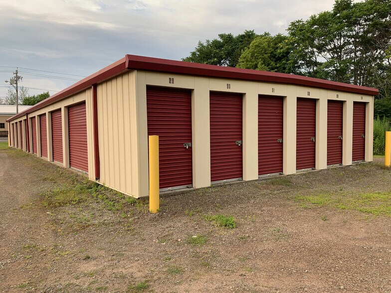 More Photos Of 74 Mitchell, Oswego Self Storage For Sale