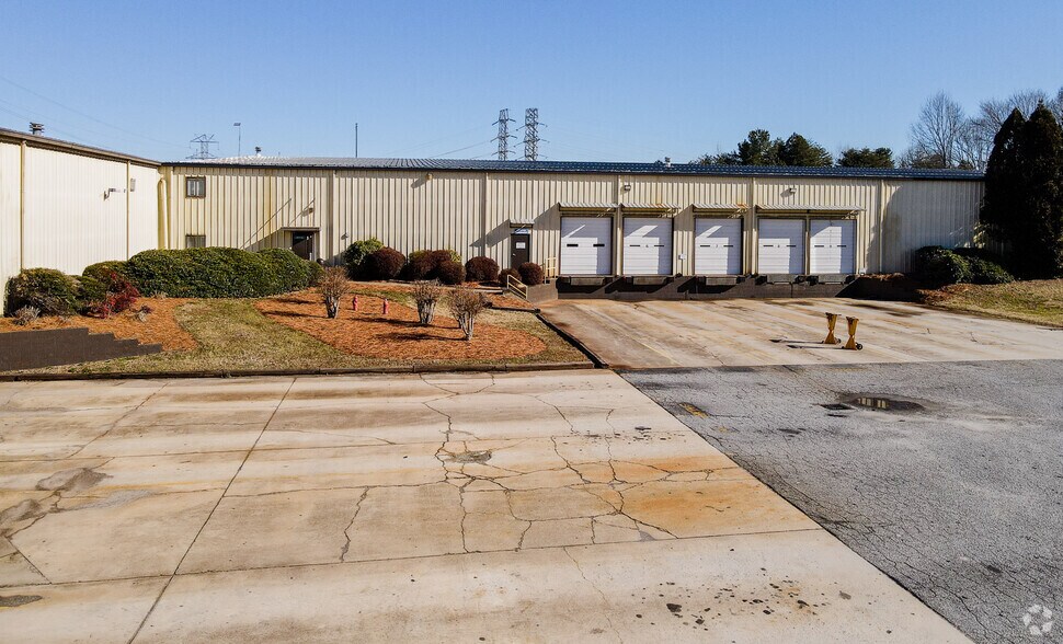 More Photos Of 1872 Old Mountain Rd, Statesville Industrial For Sale
